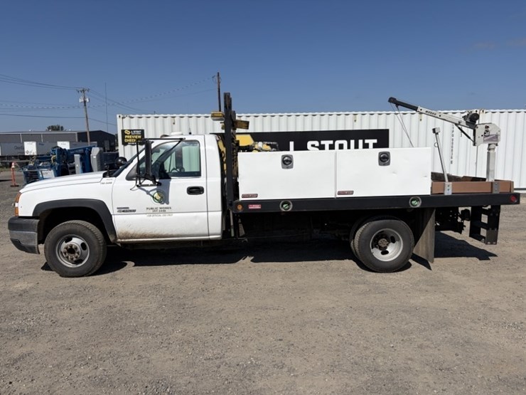 2007-chevrolet-silverado-3500-image-7