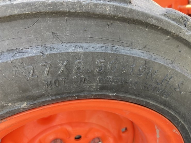2017-kubota-l3301-image-27