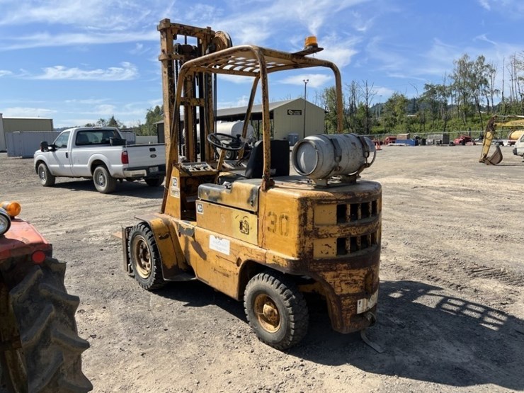 1997-caterpillar-v60b-forklift-image-6