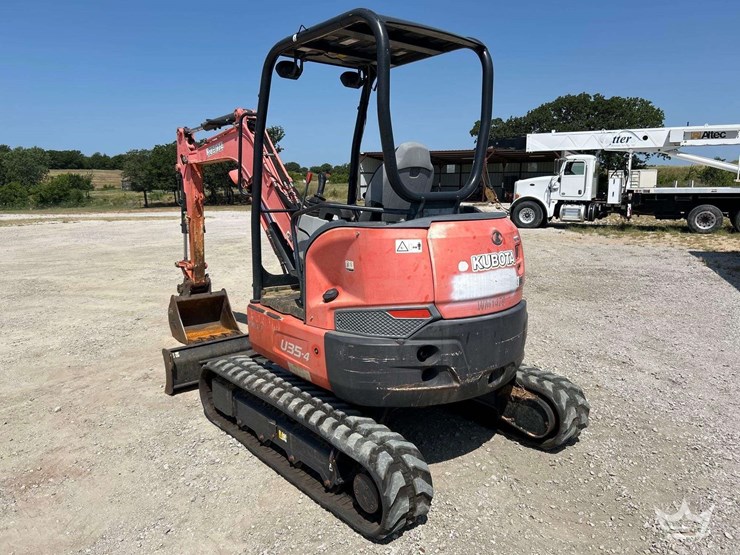 2013-kubota-u35-image-2