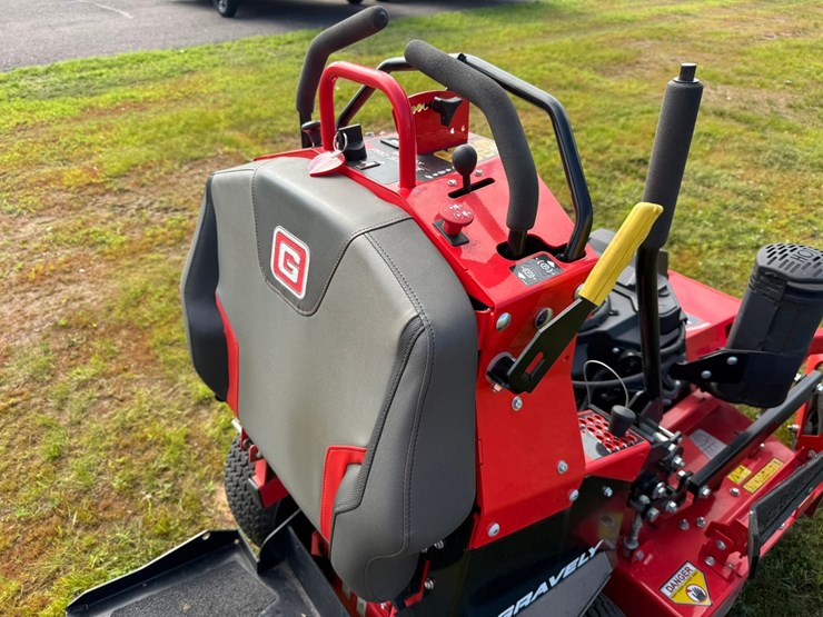 #5125-•-2021-gravely-pro-stance-36-lawn-mower-image-19
