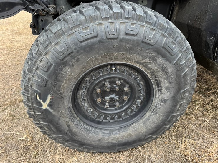 #1850-•-2001-american-general-4x4-hummer-image-50