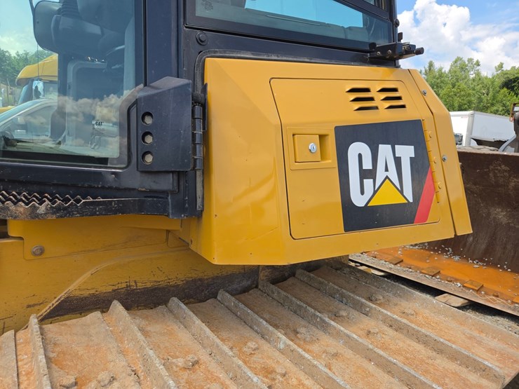 caterpillar-d6-image-25