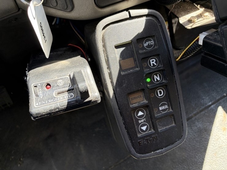 2013-international-durastar-4300-image-34