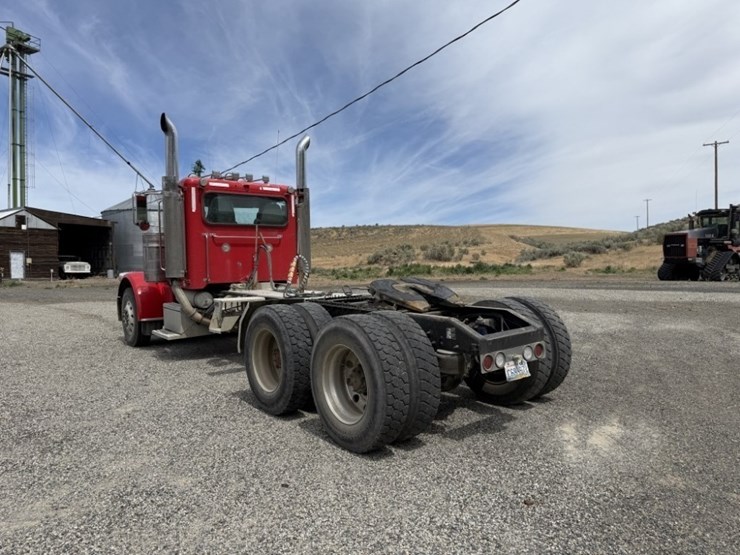 2009-peterbilt-389-image-6