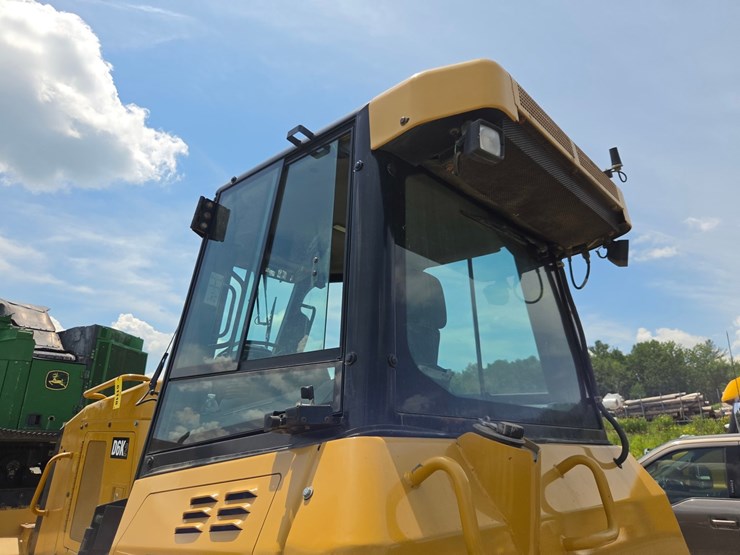 caterpillar-d6-image-38