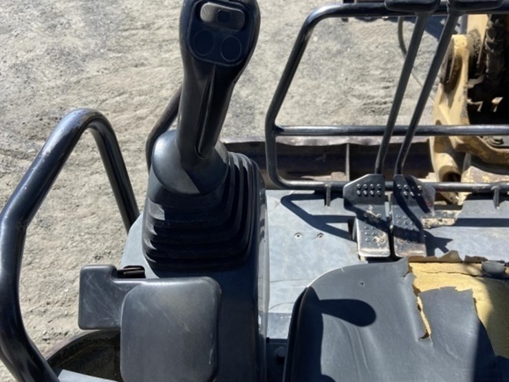 caterpillar-305c-cr-image-14