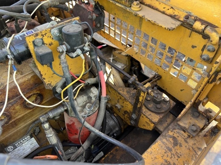 1997-caterpillar-v60b-forklift-image-26