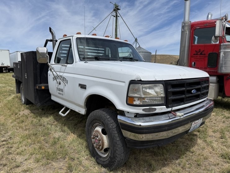 1993-ford-f350-xlt-image-2