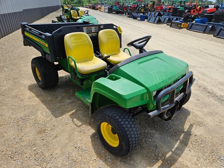 john-deere-gator-image-7