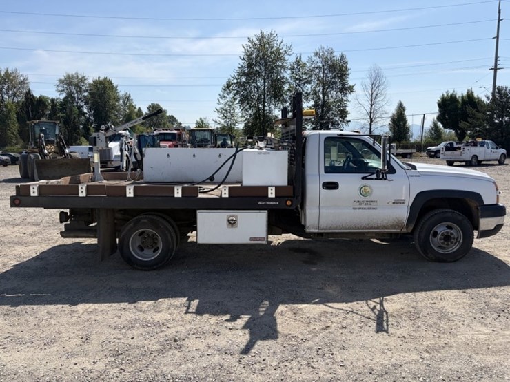 2007-chevrolet-silverado-3500-image-3