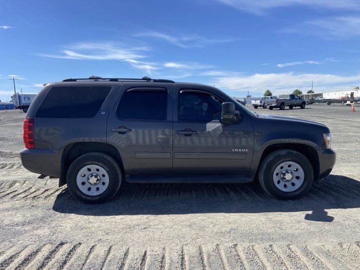2010-chevrolet-tahoe-lt-image-6