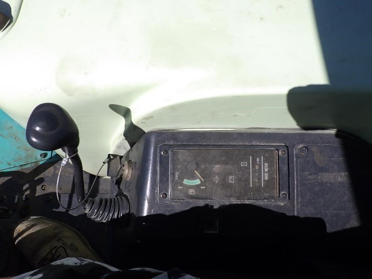 yanmar-vio30-image-29