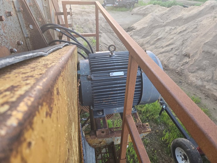 #2450-•-cedarapids-triple-deck-wash-plant-image-29