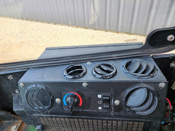john-deere-1445-image-28
