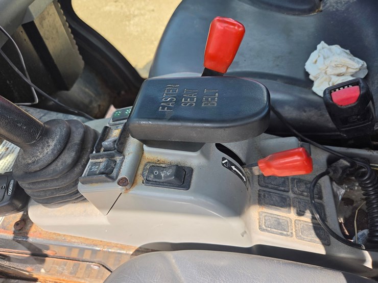 bobcat-toolcat-5600-image-28