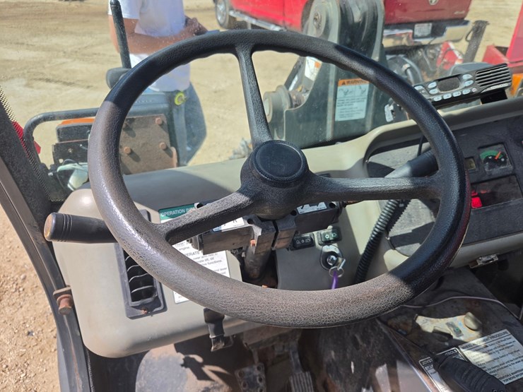 bobcat-toolcat-5600-image-29