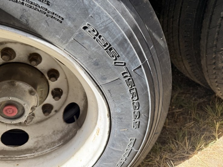 1998-alloy-53'-quad-axle-dry-van-trailer-image-13