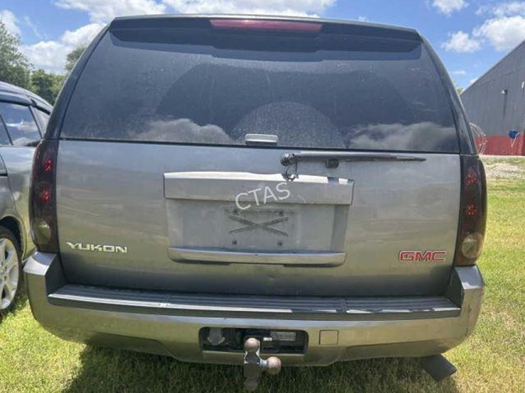 2007-gmc-yukon-image-7