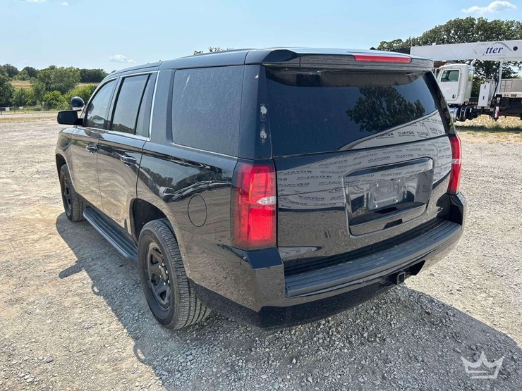 2020-chevrolet-tahoe-image-4