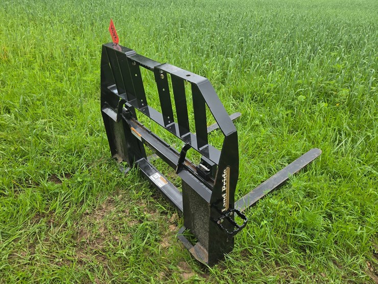 #2431-•-approx.-42"-land-pride-pallet-forks-image-3