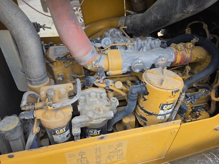caterpillar-d6-image-19