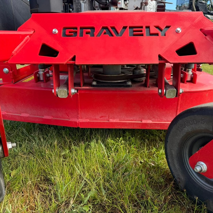 #5125 • 2020 Gravely Pro-Stance 36 Lawn Mower
