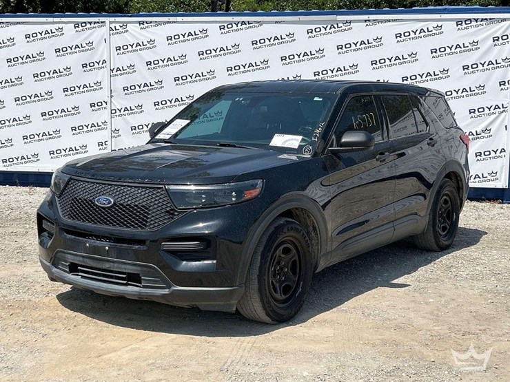 2021-ford-explorer-image-1
