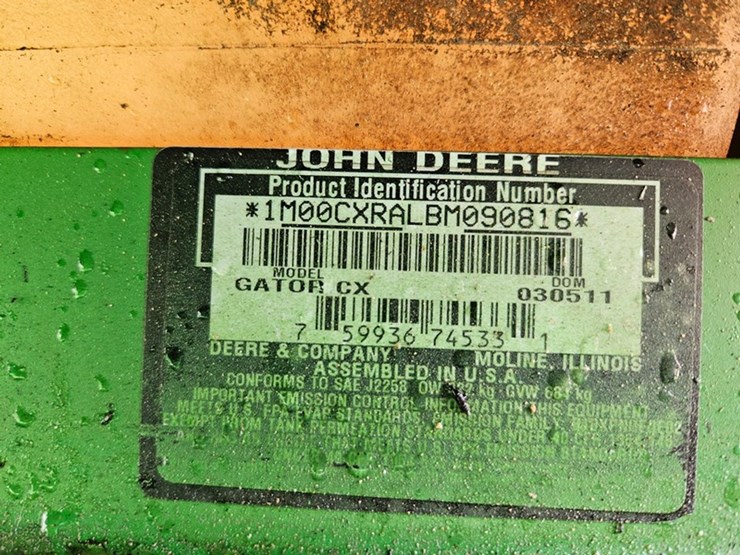 2011-john-deere-gator-image-27