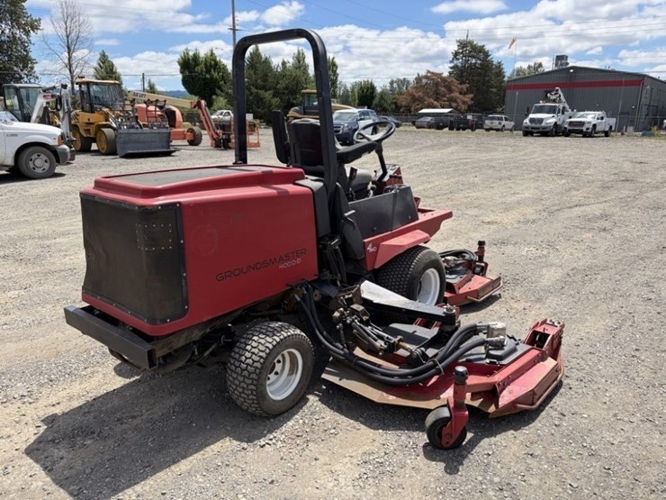 2009-toro-groundsmaster-4000d-image-4