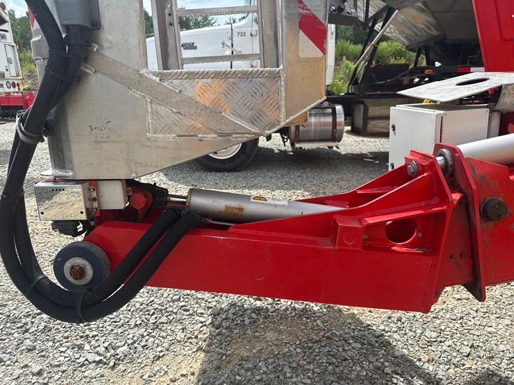 2019-teupen-tc69a-image-12
