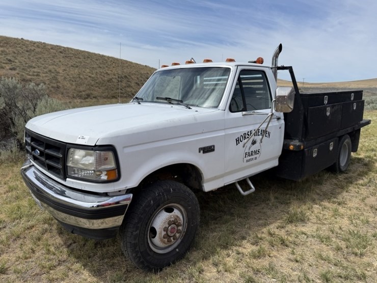 1993-ford-f350-xlt-image-1