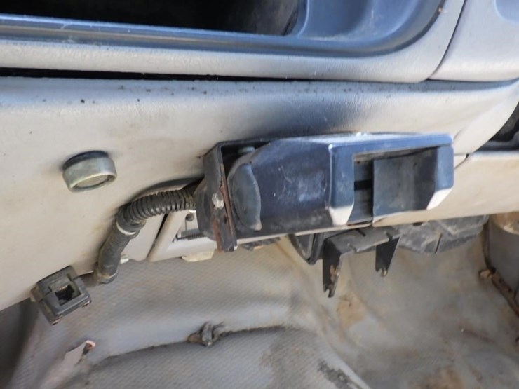 1996-chevrolet-3500-image-22