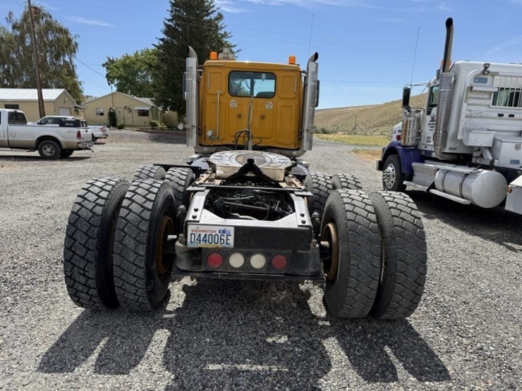 2018-western-star-4900-image-5