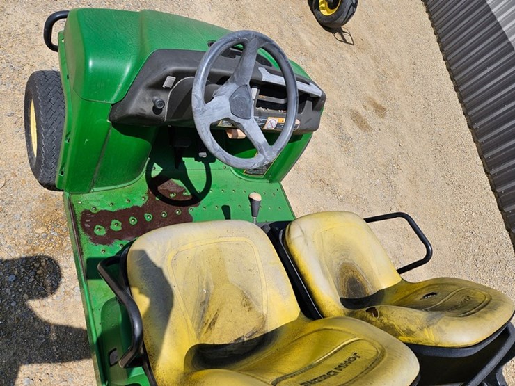2011-john-deere-gator-image-20