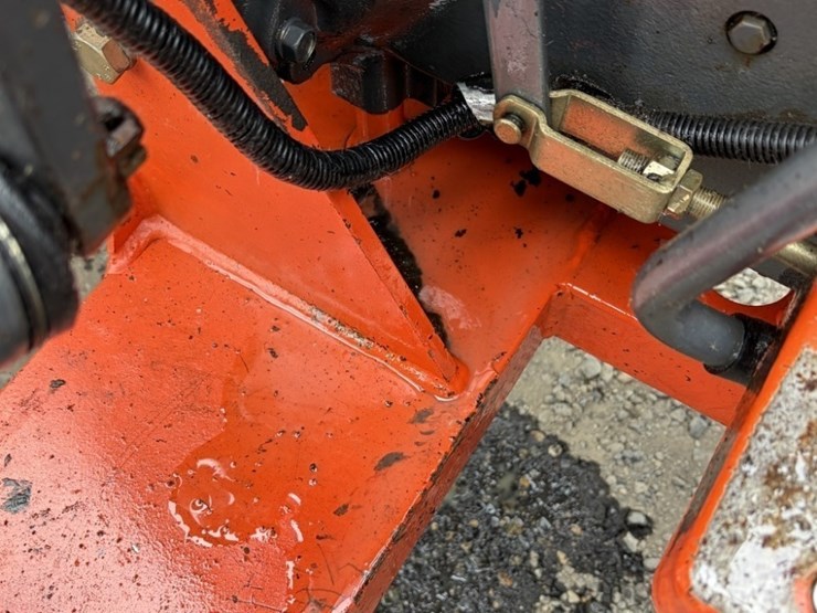 1998-kubota-l2500-image-15
