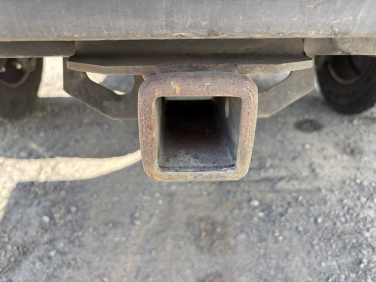 2017-ford-f150-xl-image-19