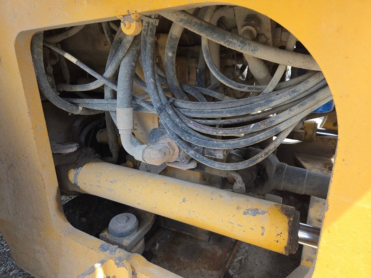 deere-744j-image-30