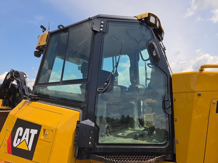 caterpillar-d6-image-36