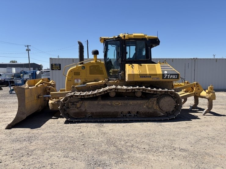 2022-komatsu-d71pxi-24-image-6