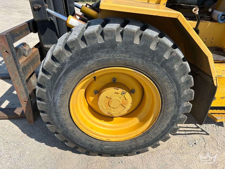 2010-sellick-s-100-10,000lb-rough-terrain-diesel-forklift-image-23