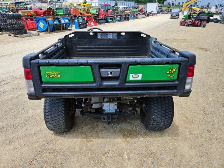 john-deere-gator-image-4