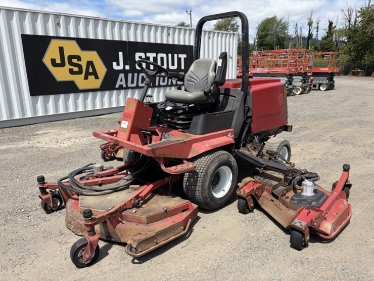 2009-toro-groundsmaster-4000d-image-1