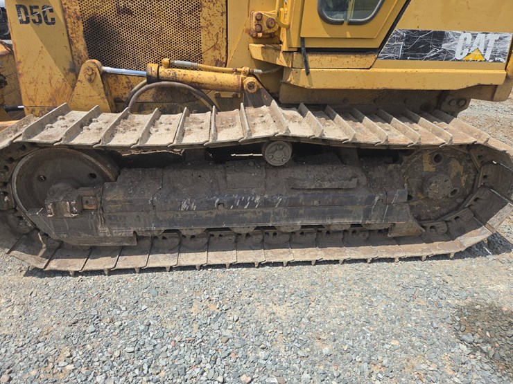 caterpillar-d5c-image-39