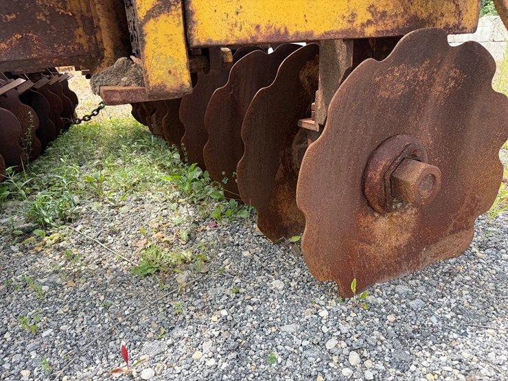 #1440-•-10'-disc-plow-image-19