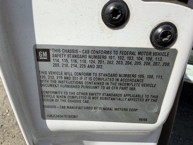 2007-chevrolet-silverado-3500-image-12