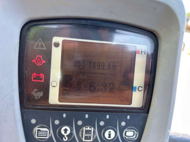 2013-kubota-u35-image-6