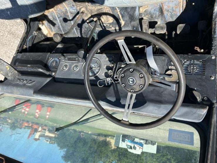 1981-jeep-wrangler-image-12