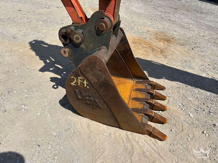 2013-kubota-u35-image-15
