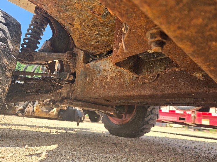 bobcat-toolcat-5600-image-19